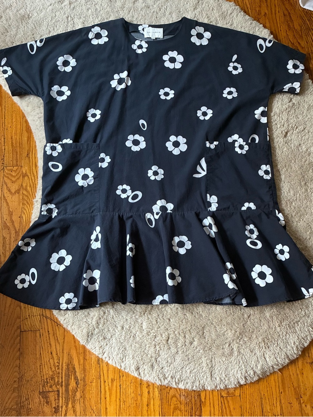 Mr. Larkin girl flower short sleeve cotton dress XS/S